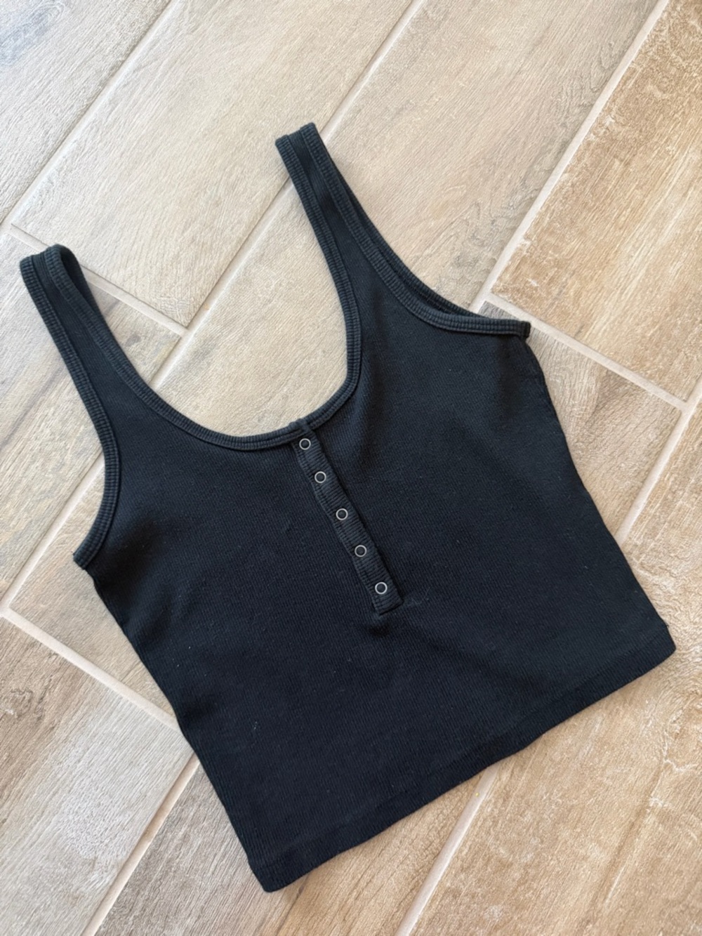 Abercrombie & Fitch Black Ribbed Henley Crop Tank
